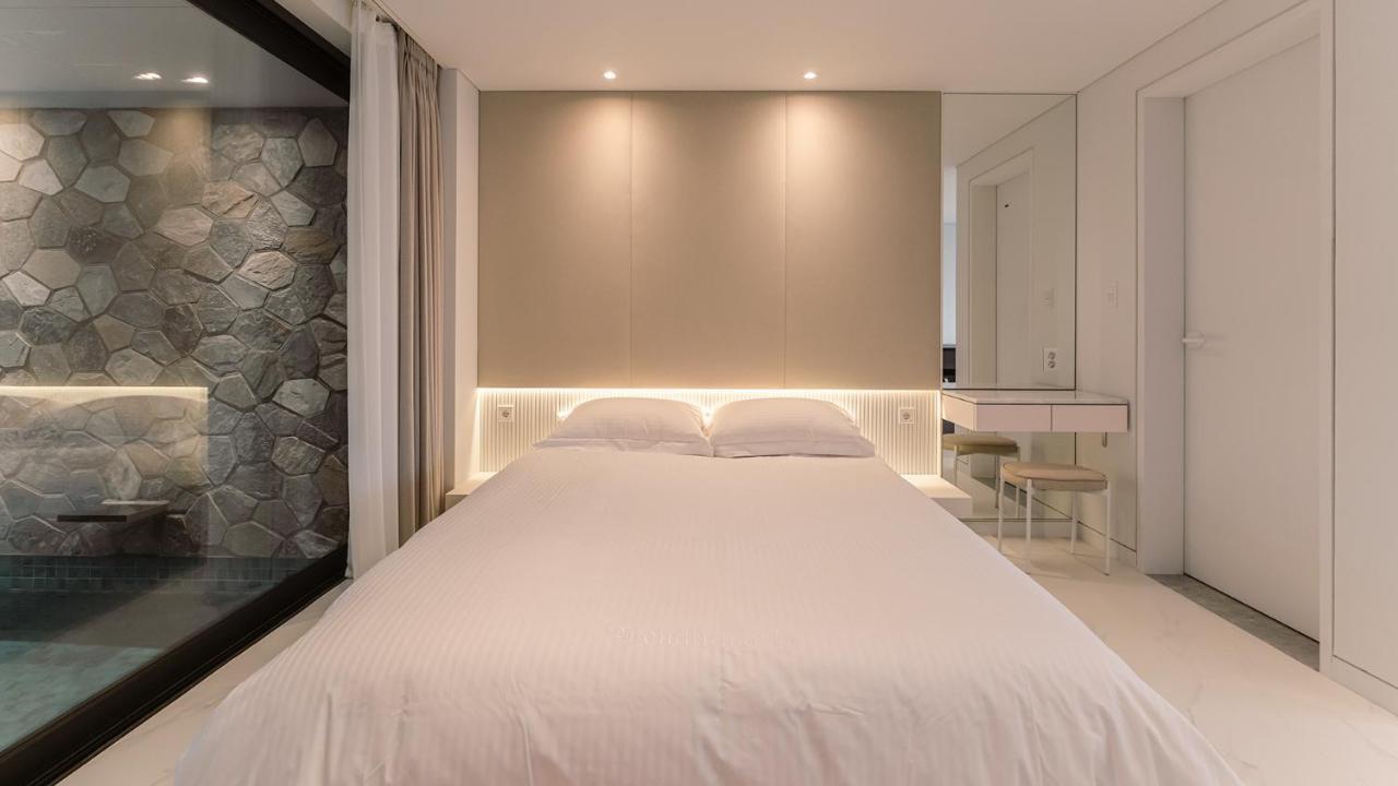 Albescent Poolvilla 庆州 外观 照片